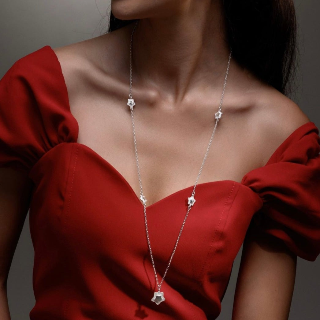 Collana Stelle lariat in argento naturale